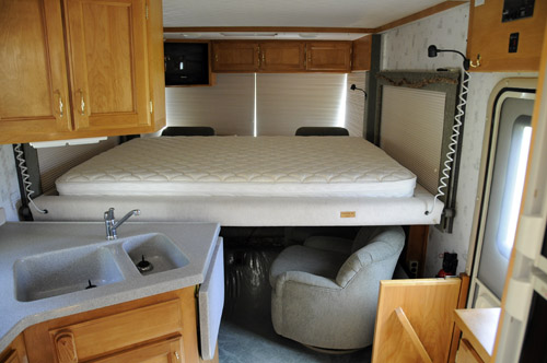 1999 Safari Trek - Interior with bed lowered